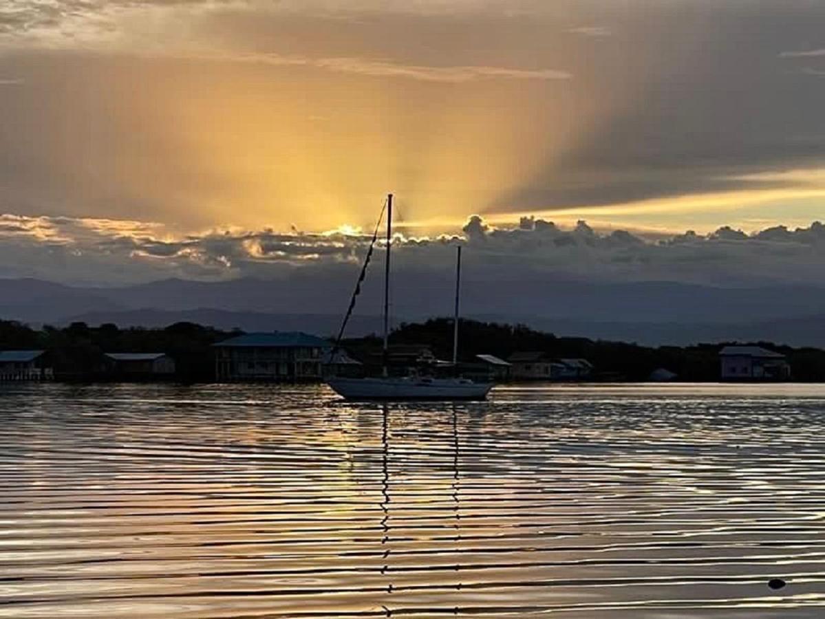 Villa Amaya Bocas del Toro Eksteriør bilde
